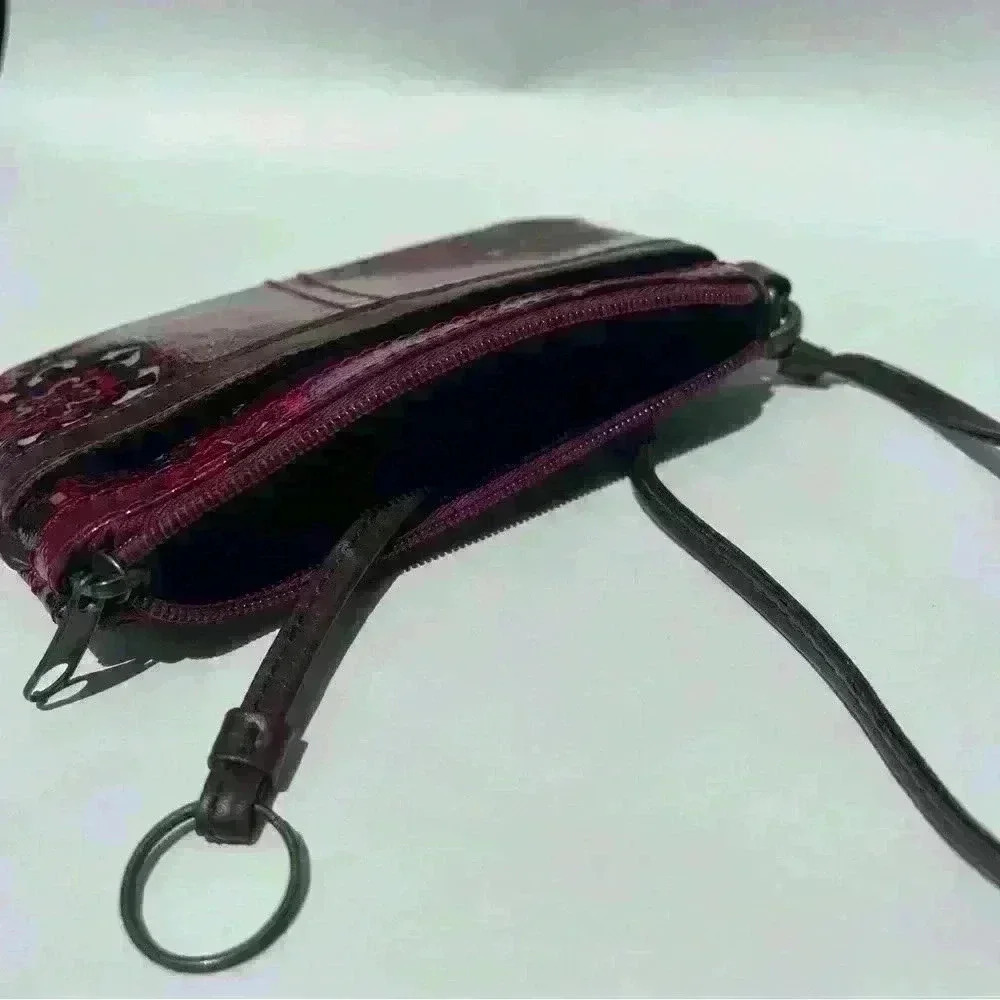 MUDD Angie Glazed Purple Wristlet/ Clutch Purse Accessory Peace Floral - Picture 5 of 7